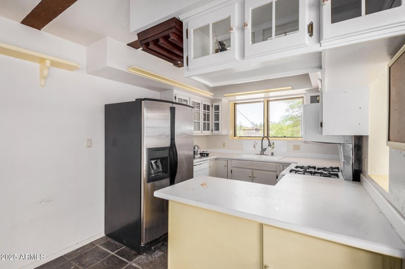 40404 New River Rd, Phoenix, AZ 85086
