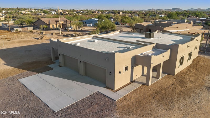 40408 2nd Dr, Phoenix, AZ 85086