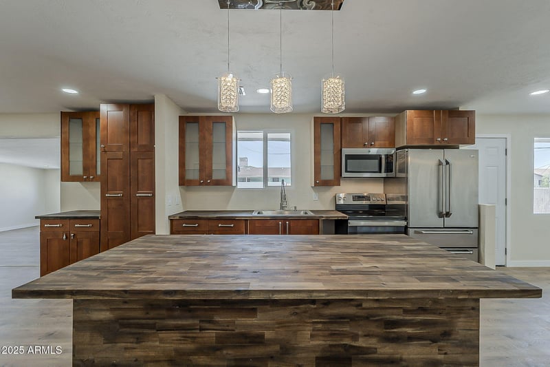 4041 56th Ave, Phoenix, AZ 85031