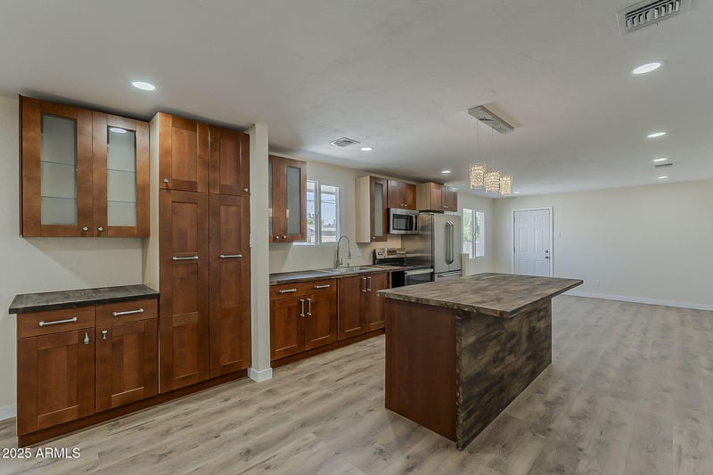 4041 56th Ave, Phoenix, AZ 85031