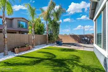 4041 Amber Ln, Gilbert, AZ 85296