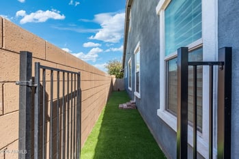 4041 Amber Ln, Gilbert, AZ 85296