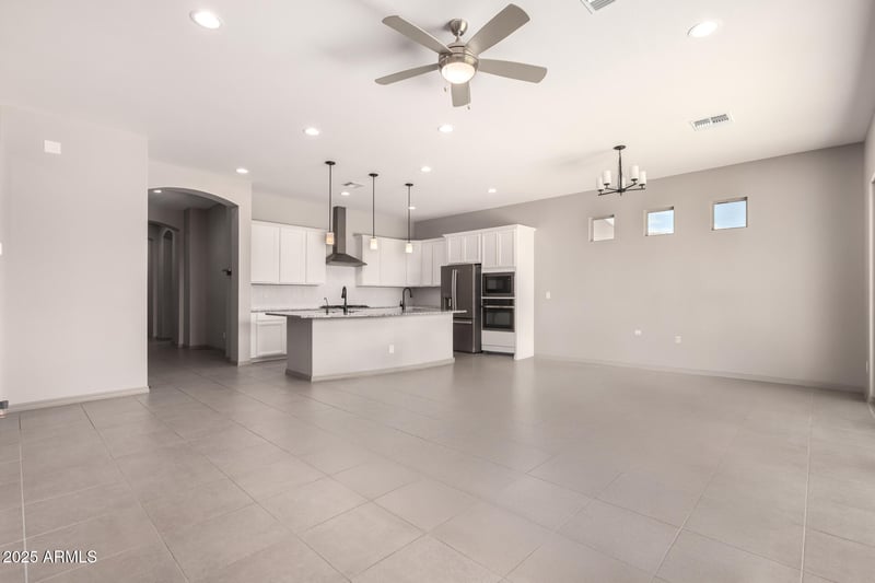 4041 Jesse St, Gilbert, AZ 85295
