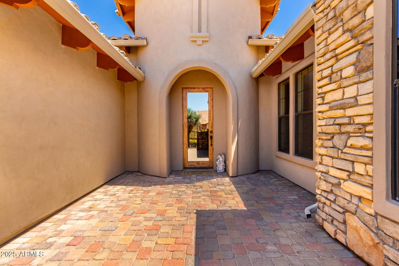 4041 Silver Ridge Cir, Mesa, AZ 85207