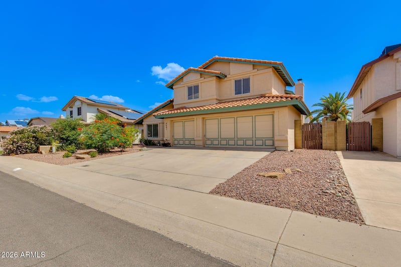 4041 W Avenida Del Sol Ave, Glendale, AZ 85310