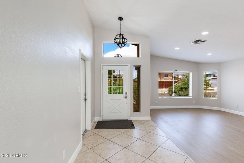 4041 W Avenida Del Sol Ave, Glendale, AZ 85310