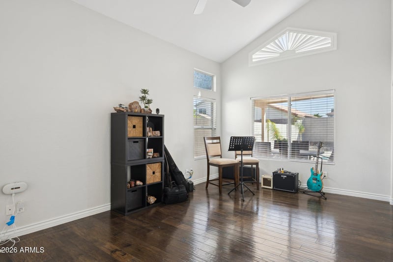 4041 Quail Ave, Glendale, AZ 85308