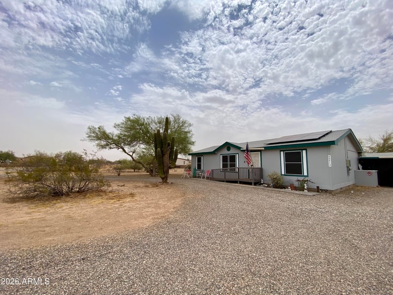 40413 N 253rd Ave, Morristown, AZ 85342