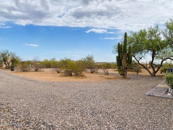 40413 N 253rd Ave, Morristown, AZ 85342