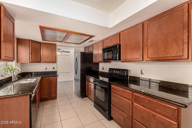 4042 Avenida Del Sol --, Glendale, AZ 85310