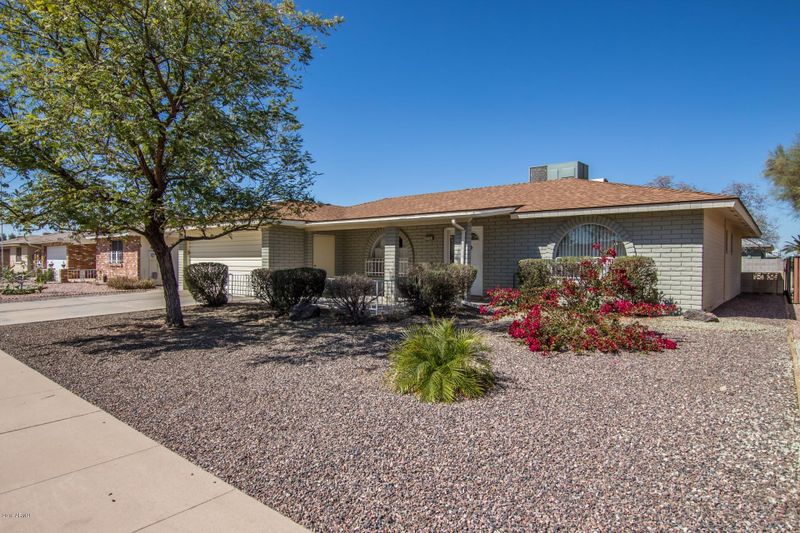 4042 E Carmel Cir, Mesa, AZ 85206