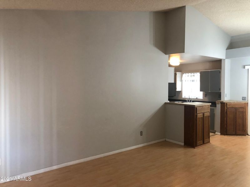 4042 E Carson Rd, Phoenix, AZ 85042