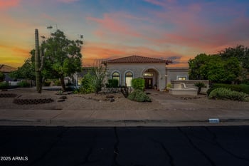 4042 Hope St, Mesa, AZ 85205