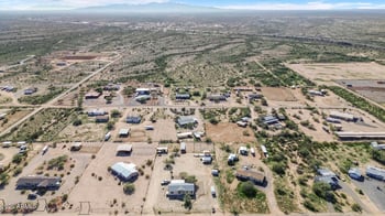 40424 251st Ave, Morristown, AZ 85342