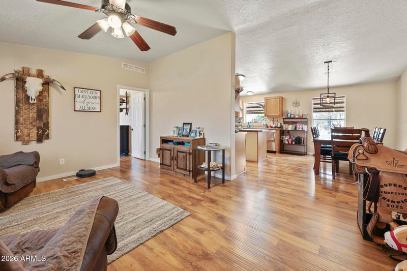 40424 N 251st Ave, Morristown, AZ 85342