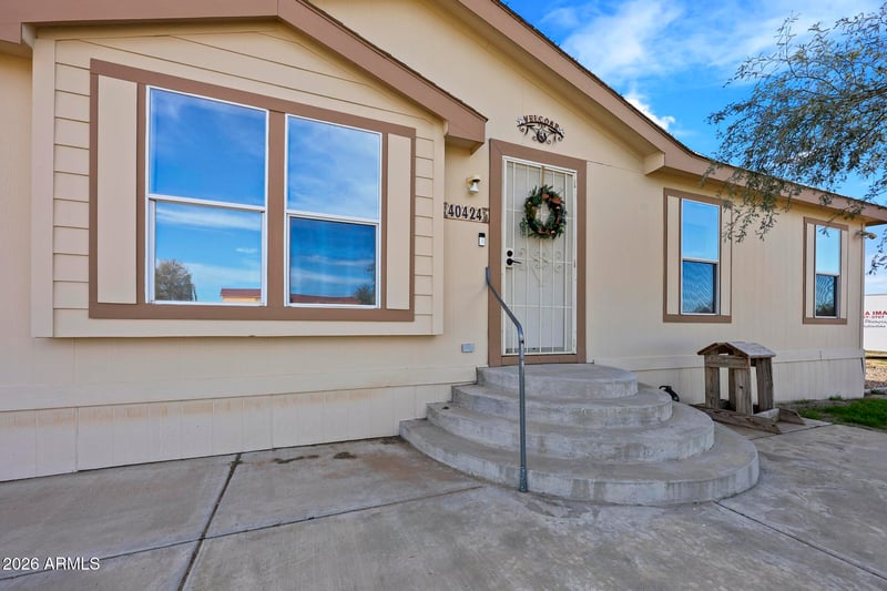 40424 N 251st Ave, Morristown, AZ 85342