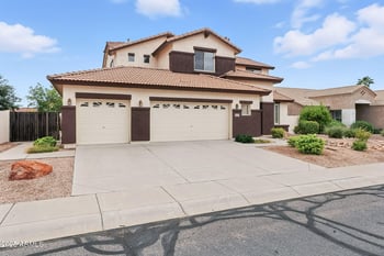 4043 Aire Libre Ave, Phoenix, AZ 85053