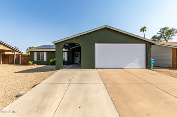4043 Burgess Ln, Phoenix, AZ 85042