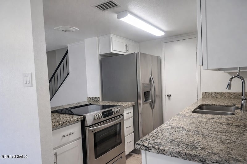 4043 W Wonderview Rd, Phoenix, AZ 85019