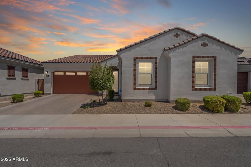 4044 Dawson Dr, Chandler, AZ 85249