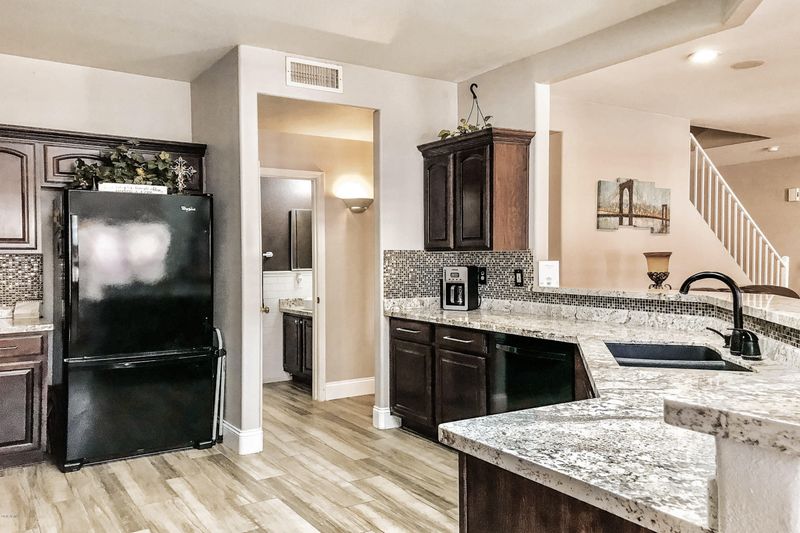 4044 E Rowel Rd, Phoenix, AZ 85050