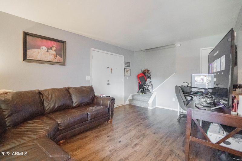 4044 S 44th Way, Phoenix, AZ 85040
