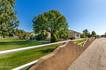 40441 N Friend Ave, San Tan Valley, AZ 85140