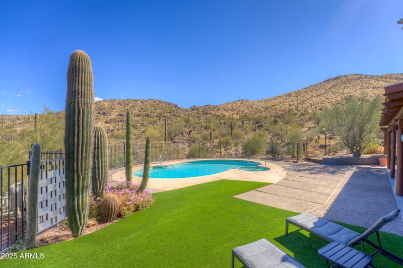40445 32nd St, Cave Creek, AZ 85331