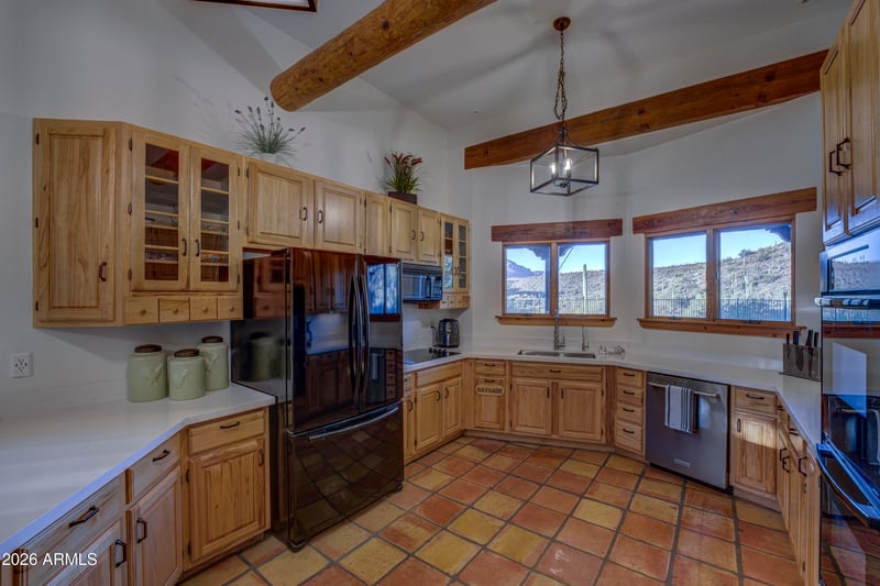 40445 32nd St, Cave Creek, AZ 85331