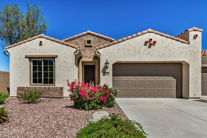4045 163rd Dr, Goodyear, AZ 85395