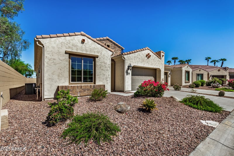 4045 163rd Dr, Goodyear, AZ 85395