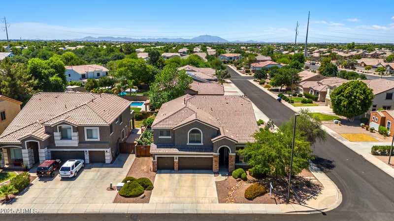 4045 Laurel Ave, Gilbert, AZ 85234