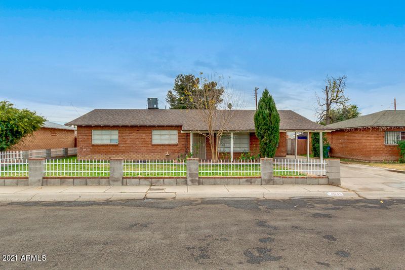 4045 W Berridge Ln, Phoenix, AZ 85019