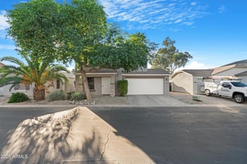 40456 High Meadows Dr, San Tan Valley, AZ 85140