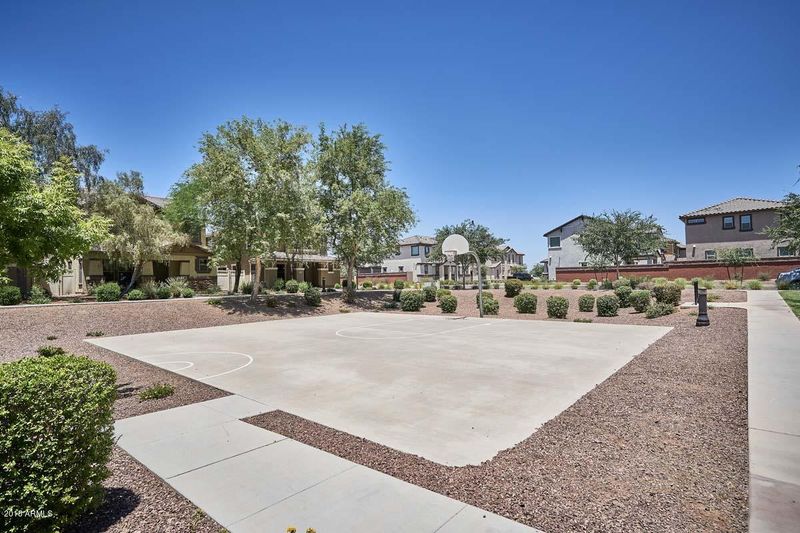 4046 E Ranch Rd, Gilbert, AZ 85296