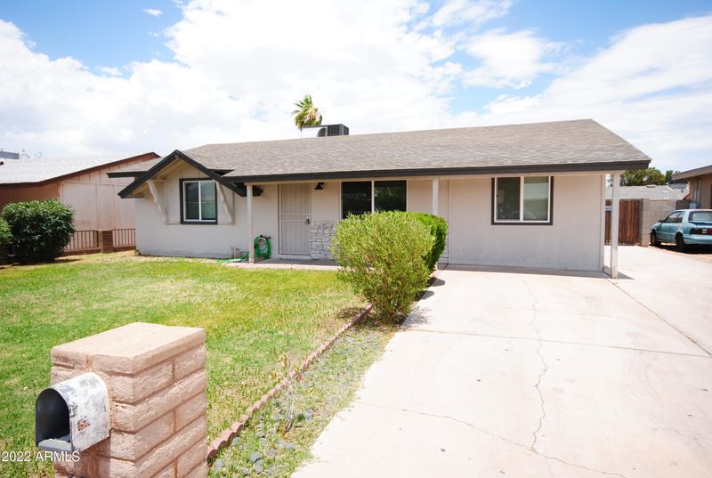 4046 E Saint Anne Ave, Phoenix, AZ 85042