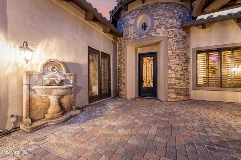 4046 N Silver Ridge Cir, Mesa, AZ 85207