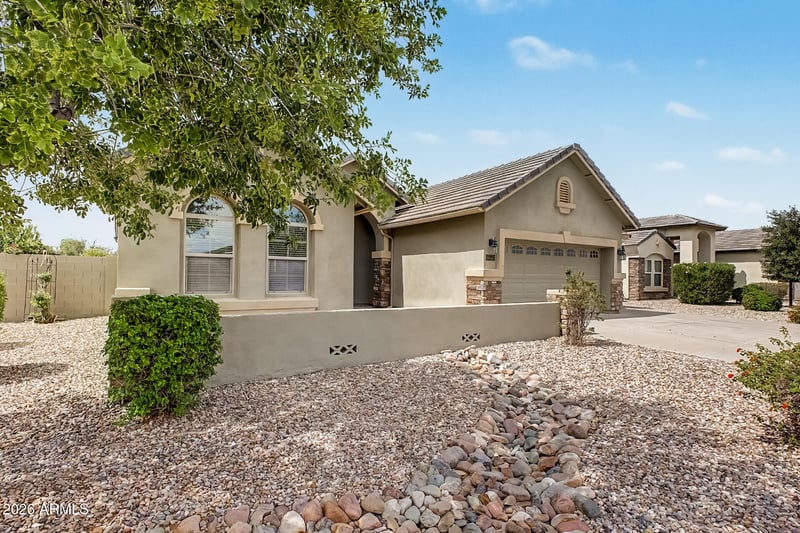40462 N Cape Wrath Dr, San Tan Valley, AZ 85140