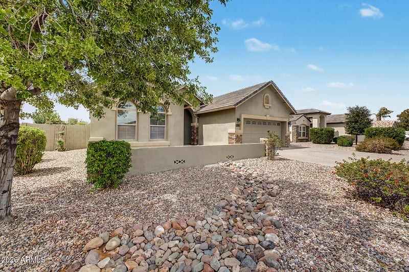 40462 N Cape Wrath Dr, San Tan Valley, AZ 85140