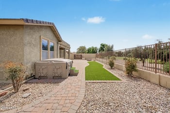 40462 N Cape Wrath Dr, San Tan Valley, AZ 85140