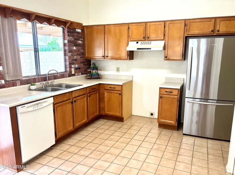 4047 Camino Vivaz --, Glendale, AZ 85310