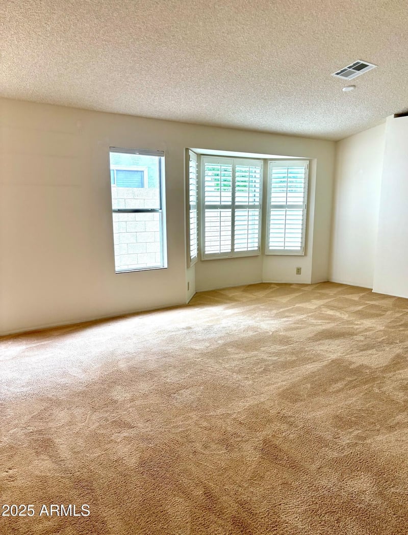 4047 Camino Vivaz --, Glendale, AZ 85310