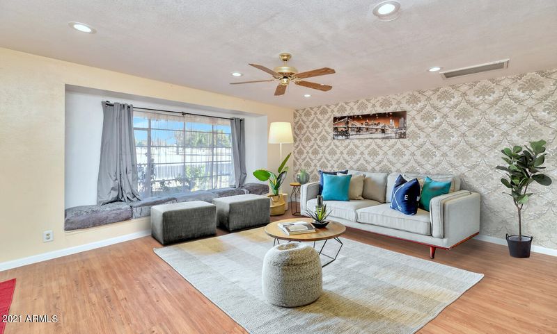4047 W Ocotillo Rd, Phoenix, AZ 85019