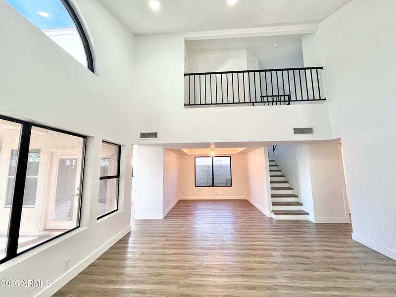 4047 Whispering Wind Dr, Glendale, AZ 85310