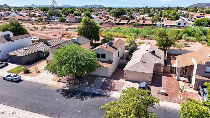 4047 Whispering Wind Dr, Glendale, AZ 85310