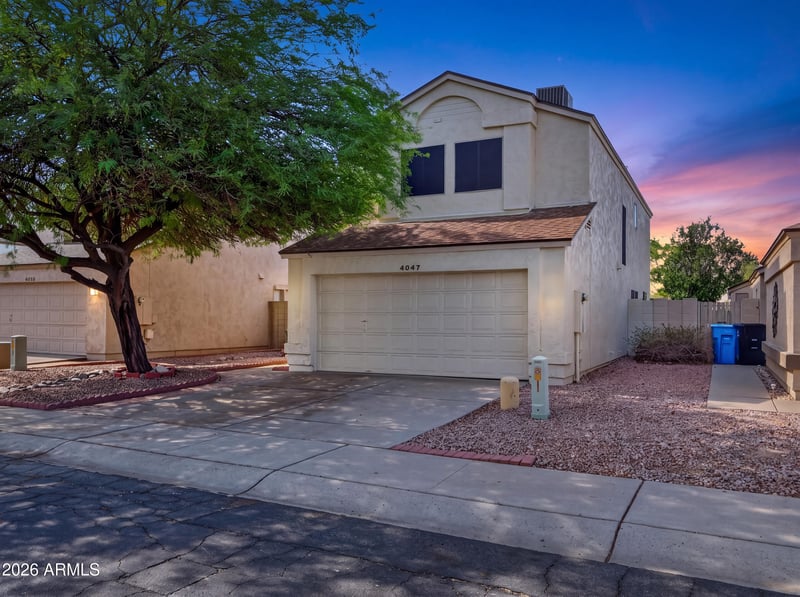 4047 Whispering Wind Dr, Glendale, AZ 85310