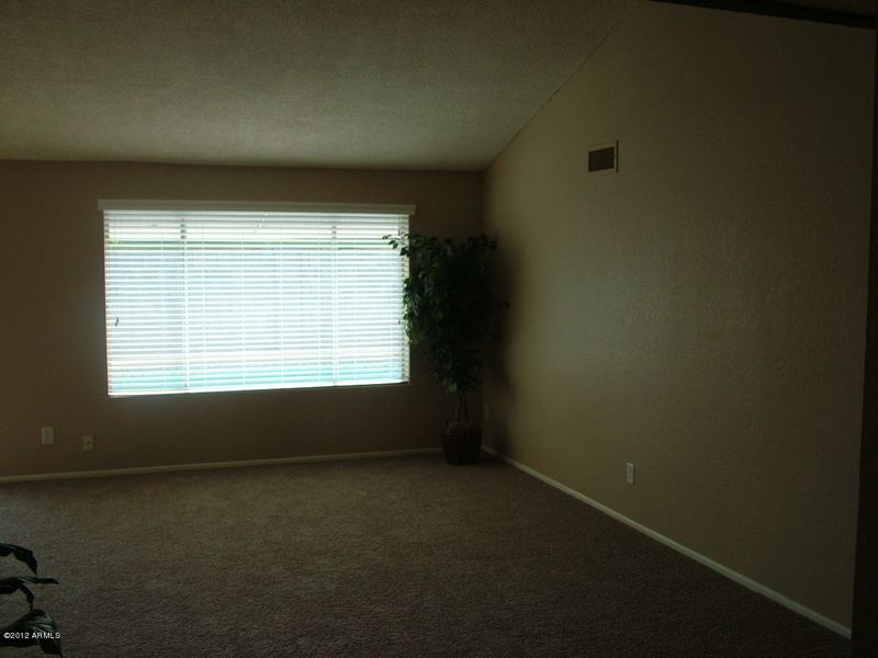 4047 W Windrose Dr, Phoenix, AZ 85029