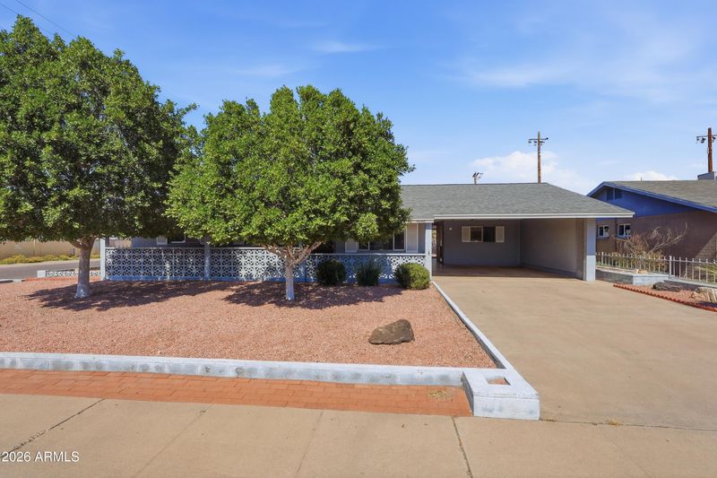 4048 W El Caminito Dr, Phoenix, AZ 85051