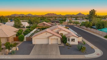 4049 Vista Dr, Phoenix, AZ 85032