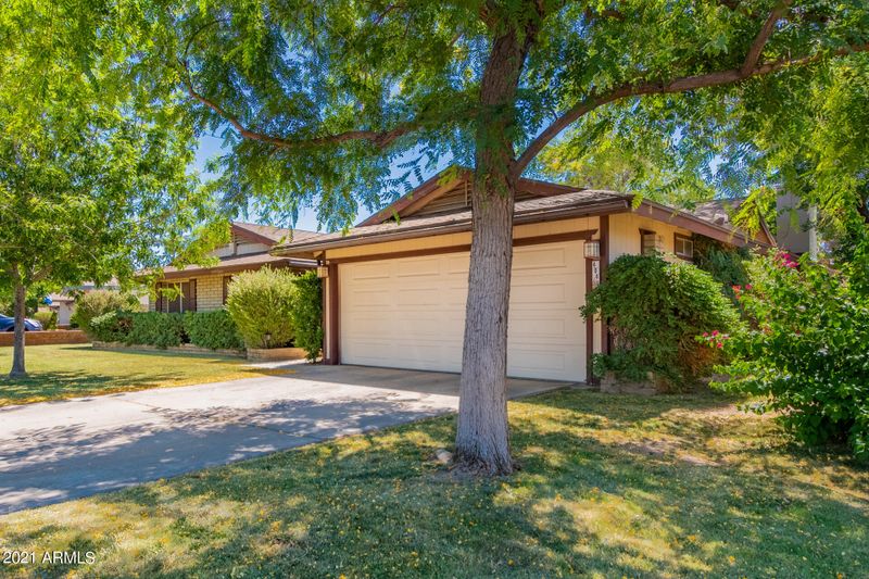4049 W Augusta Ave, Phoenix, AZ 85051